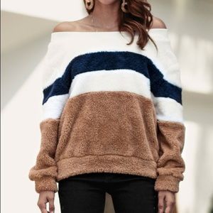 Off the shoulders fuzzy sweater!!